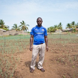 portrait farmer Togo microcredit